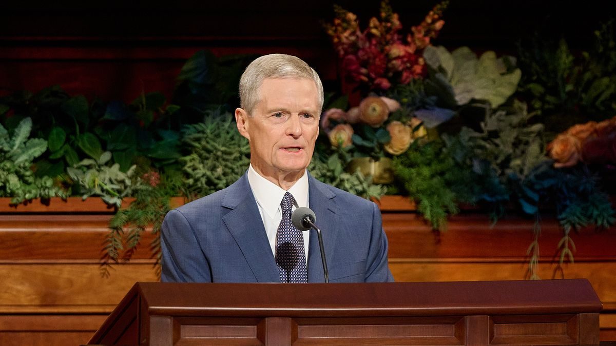 Elder David A. Bednar speaking at the general conference pulpit